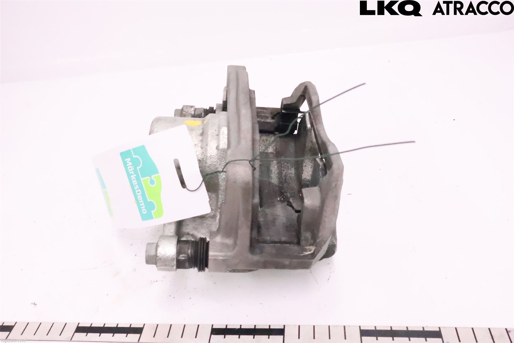 BMW 2 U06 Active Tourer 22- Bromsok Fram Vänster