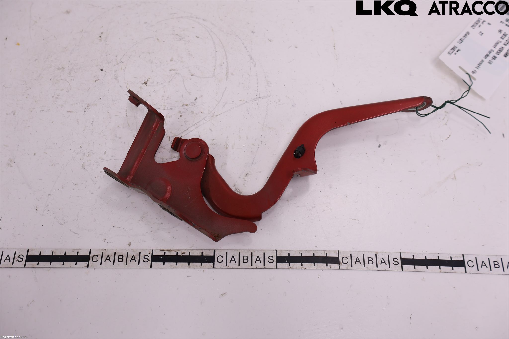 Toyota VERSO 09-18 Huvgångjärn