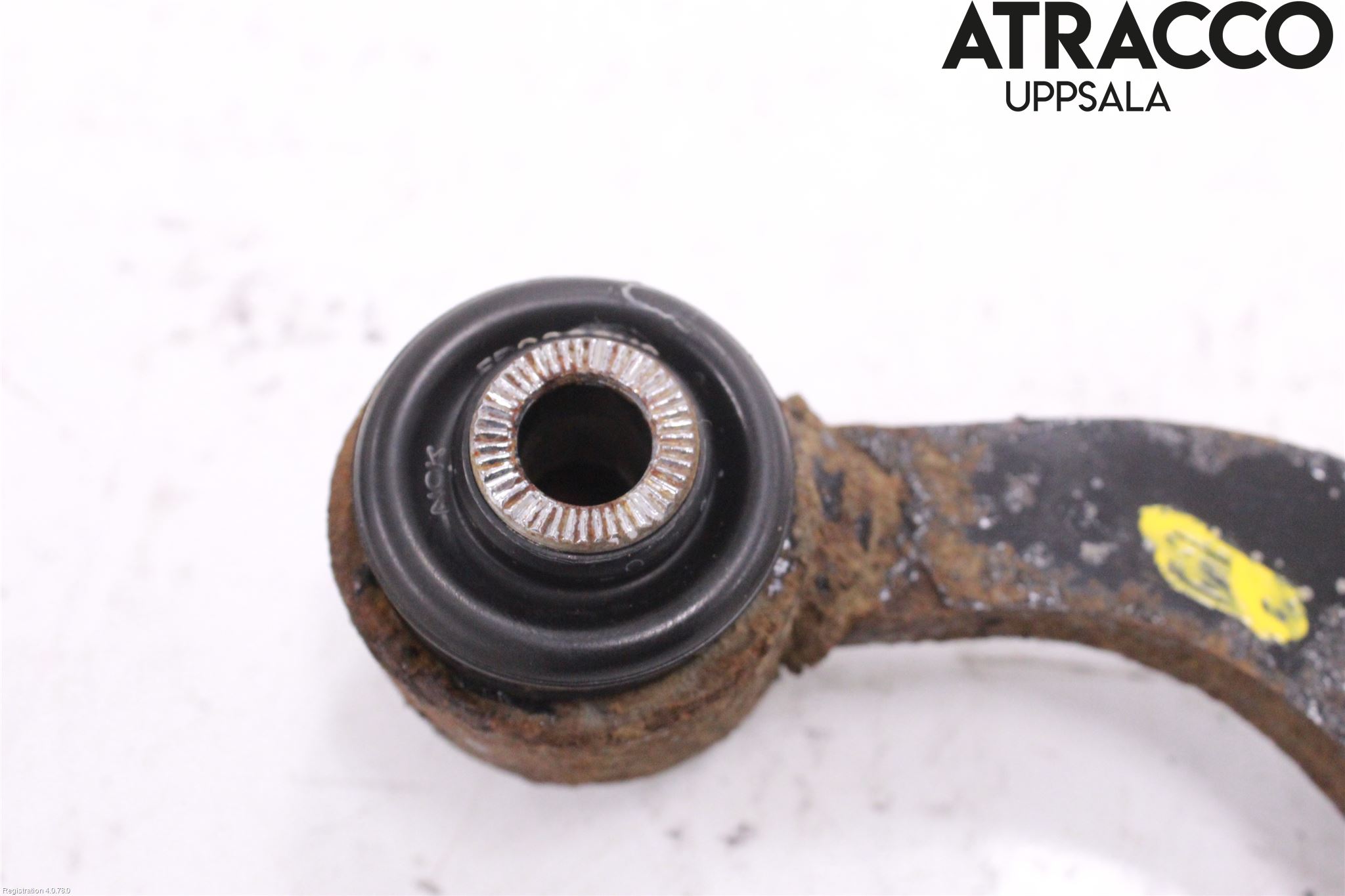 Lexus CT 200h Bärarm Bak Övre Höger