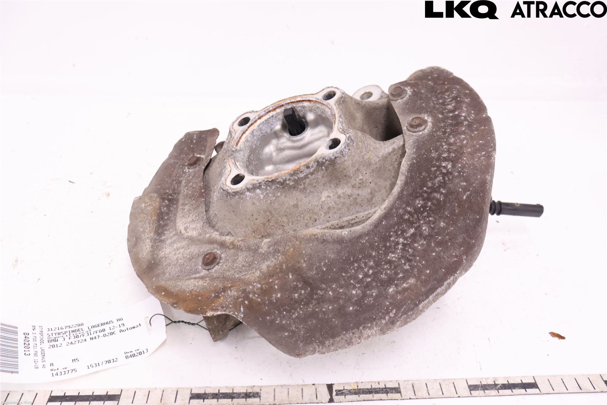 BMW 3 F30/F31/F80 12-19 Styrspindel Lagerhus Hö