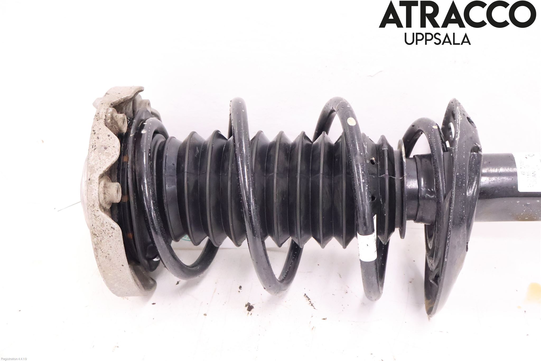 BMW 1 F40 19- Fjäderben Fram Höger