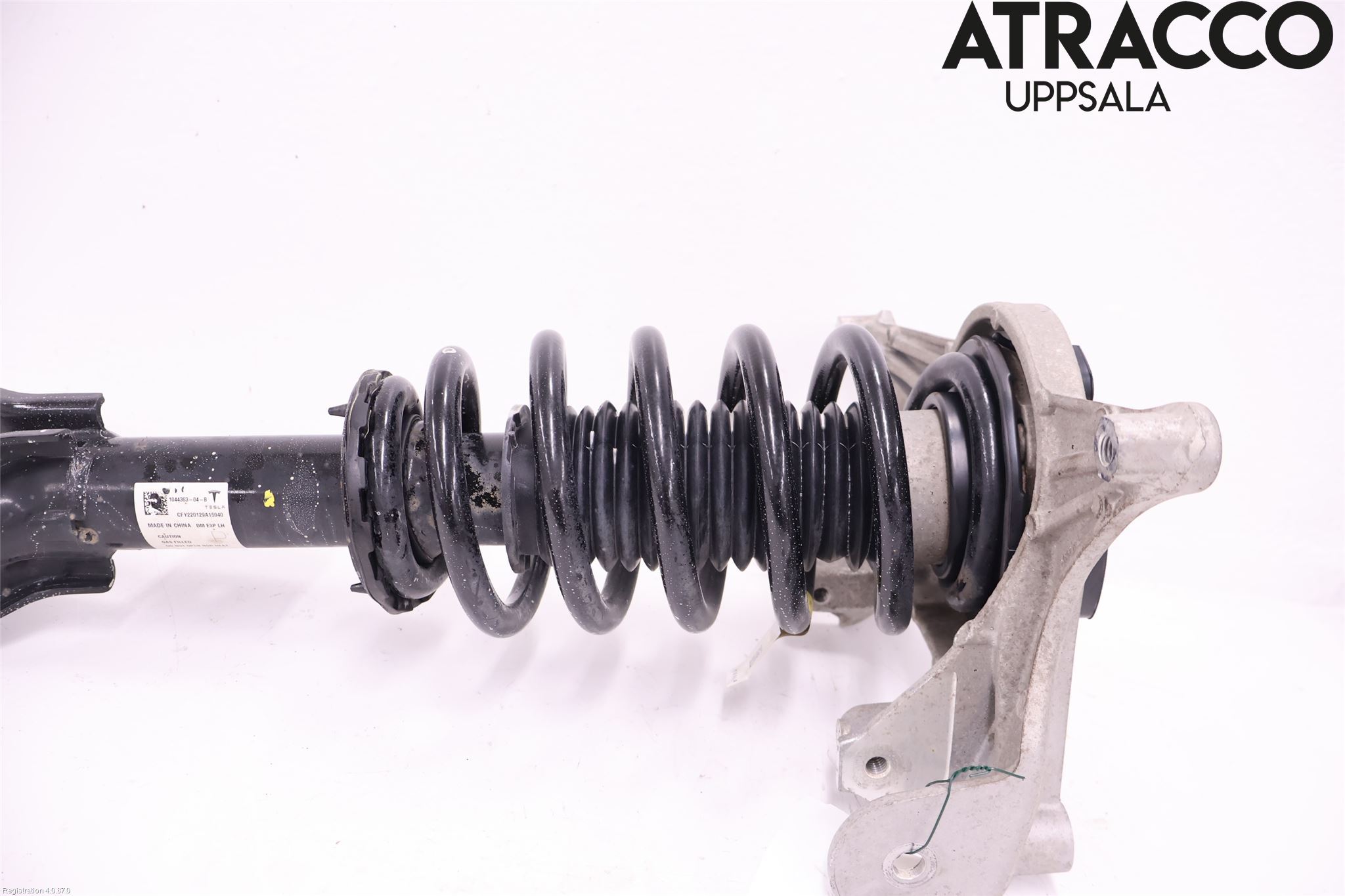 Tesla MODEL 3 17- Fjäderben Fram Vänster