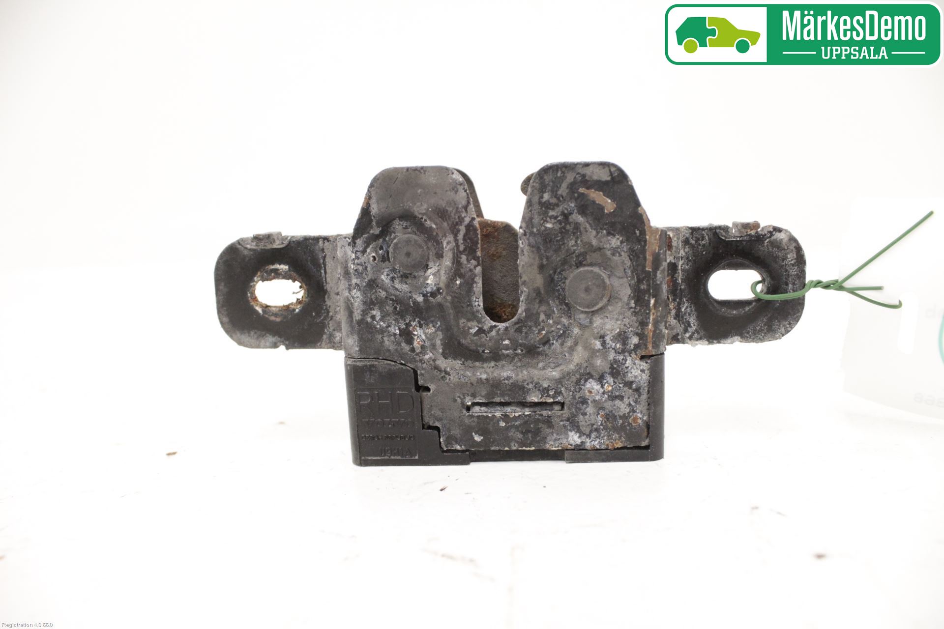 Volvo V70 08-13 Huvlås