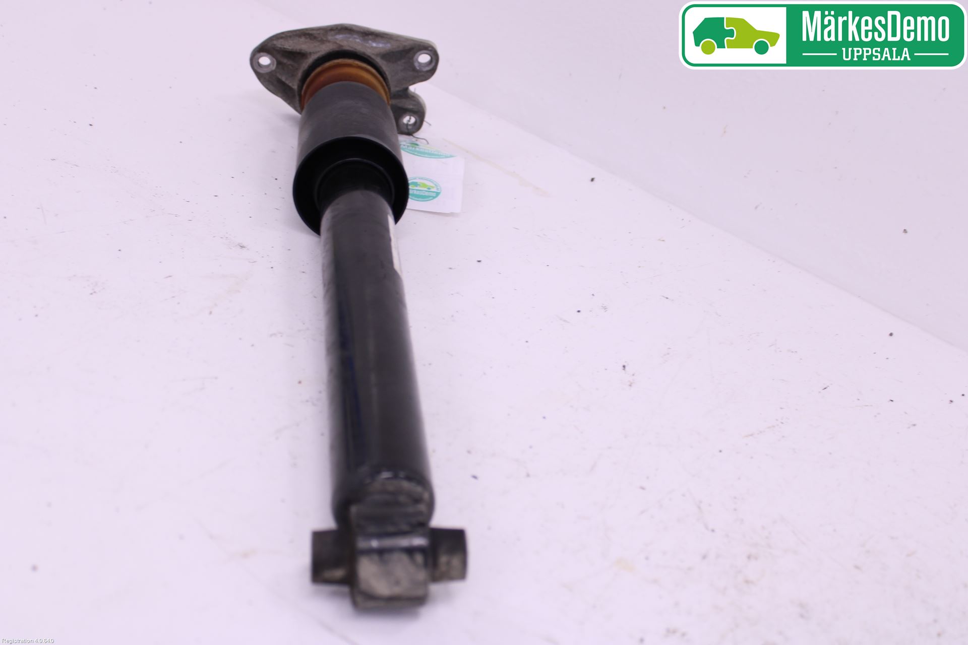 BMW 1 F20/F21 11-19 Stötdämpare Bak