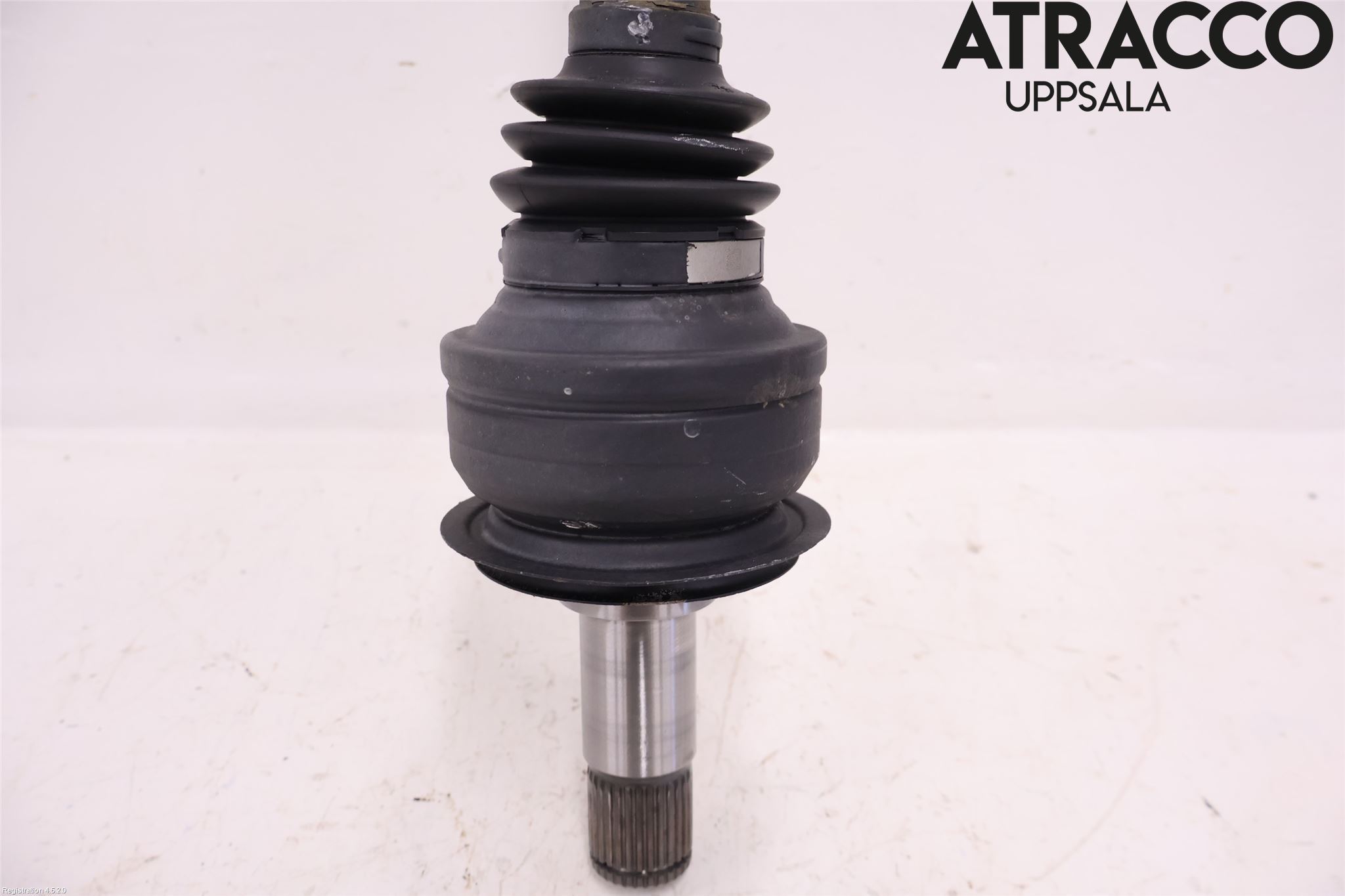 Mercedes-Benz MB C-KLASS (W205) 14-21 Drivaxel Bak Höger