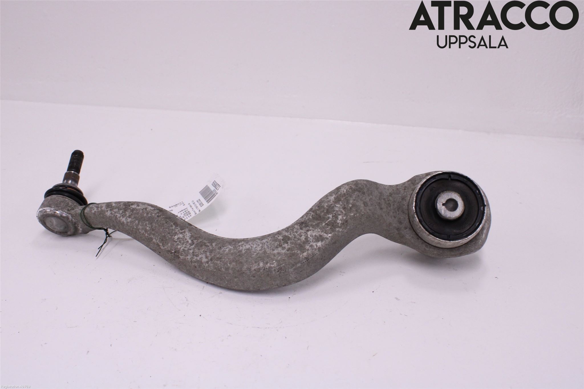 BMW 3 F30/F31/F80 12-19 Bärarm Fram Undre Hö