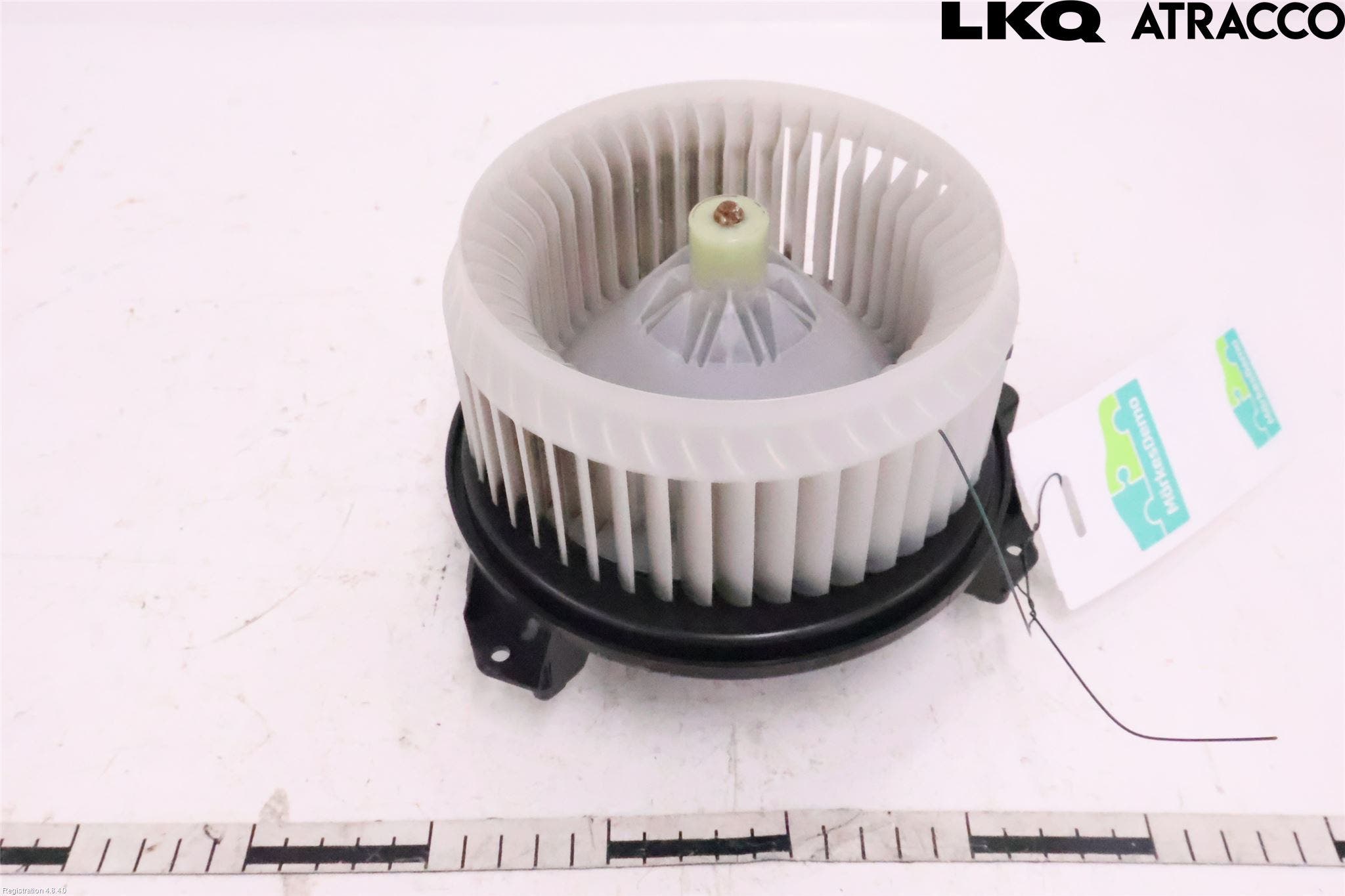 Toyota AURIS 13-19 Värmefläkt