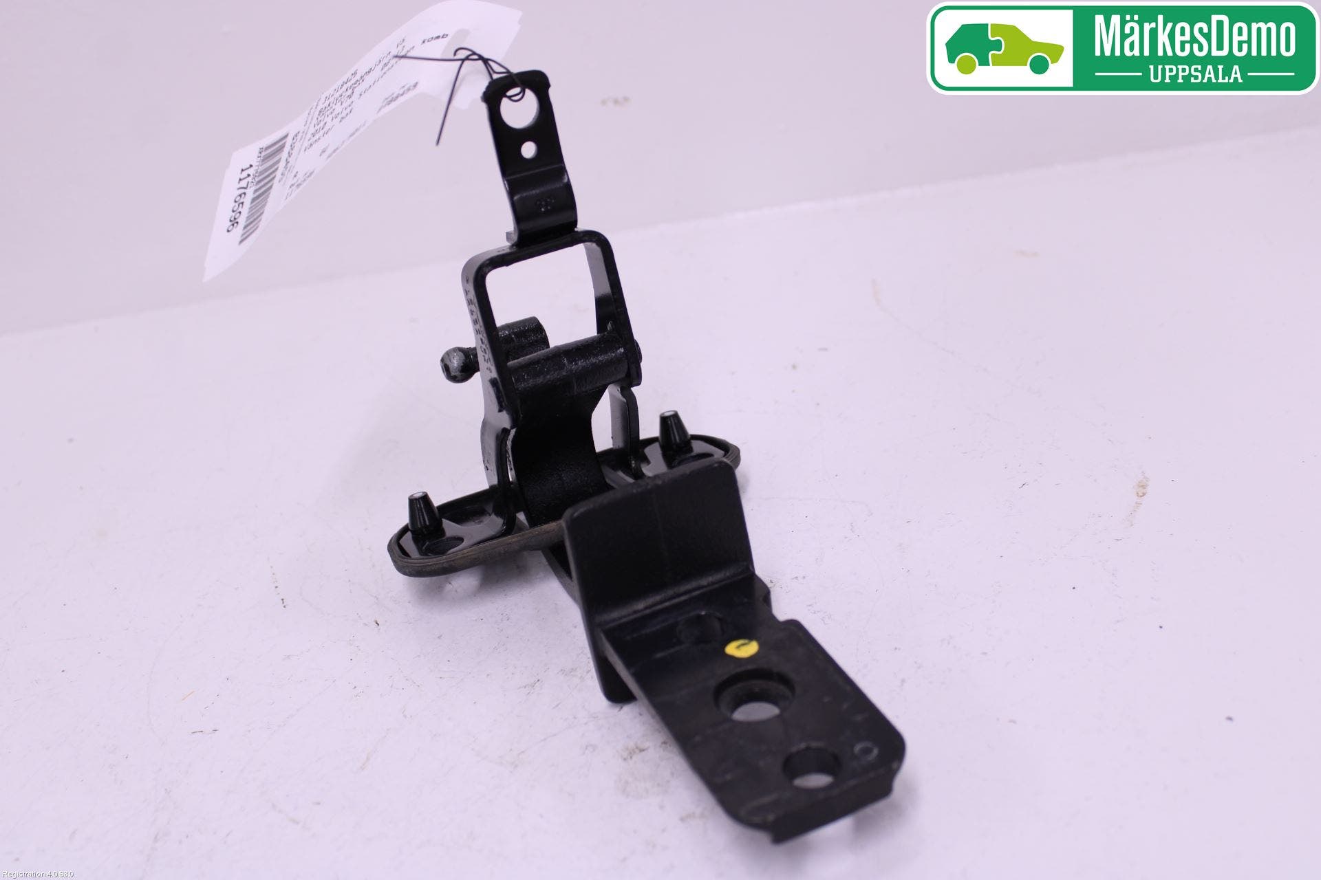 Volvo V70 08-13 Bakluckegångjärn Vä