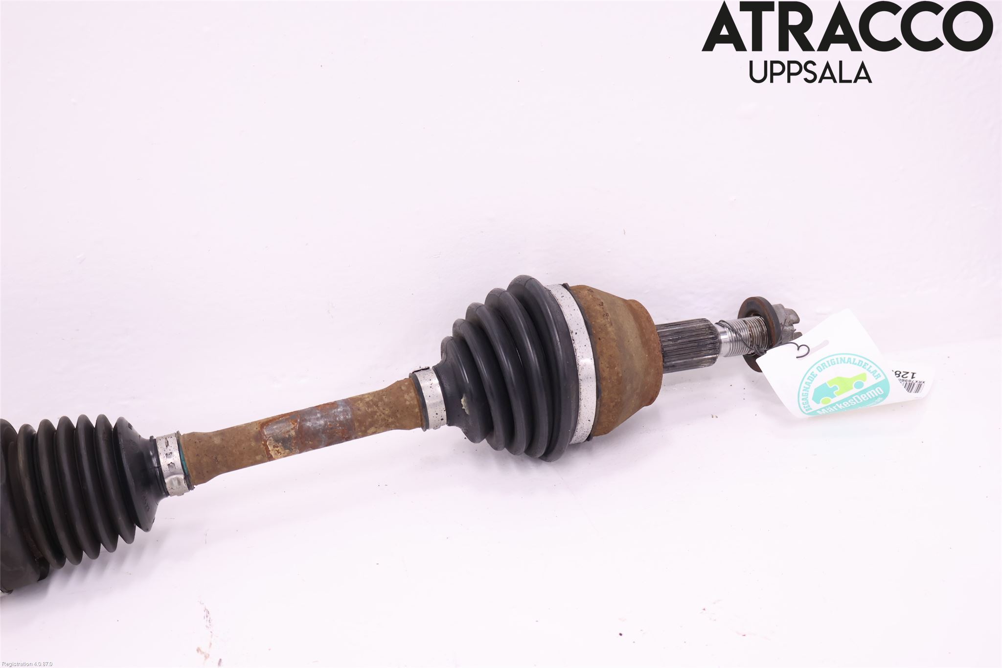 Ford FOCUS 15-18 Drivaxel Fram Vänster