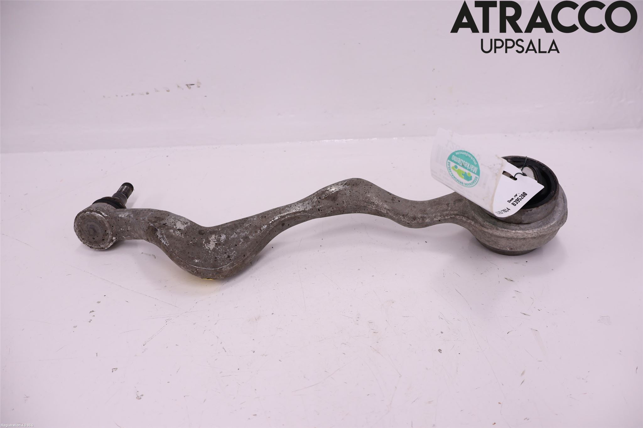 BMW 3 E90/91 SED/TOU 05-12 Bärarm Fram Undre Hö