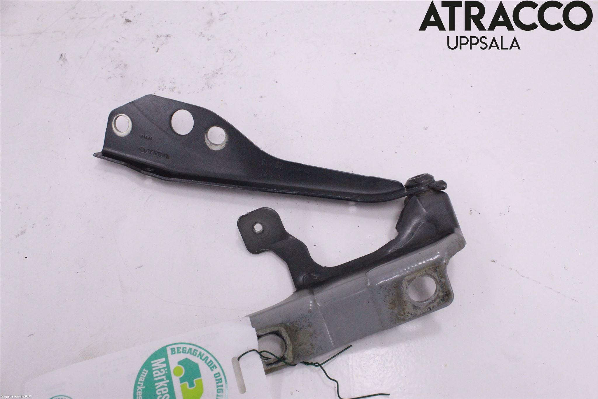 Volvo V50 08-12 Huvgångjärn