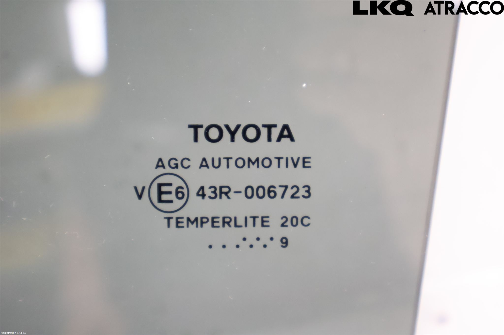 Toyota COROLLA 19- Dörruta Bak Vänster