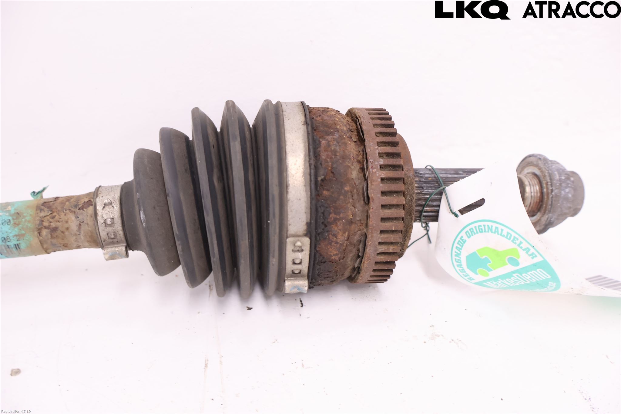 Hyundai i40 08-15 Drivaxel Fram Vänster