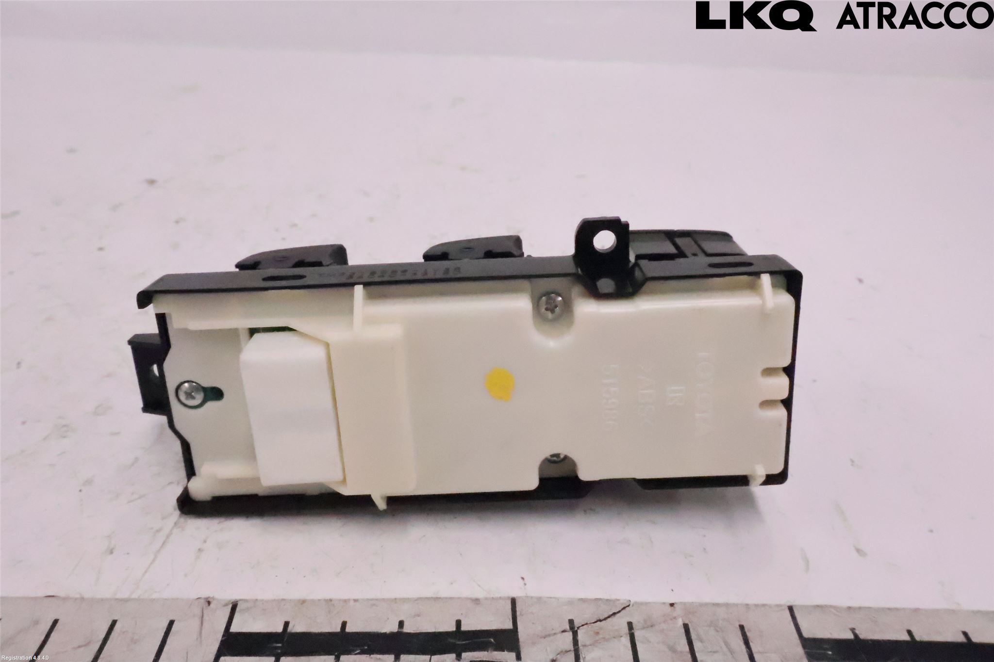 Lexus UX/300e 19- Strömställare Elhiss