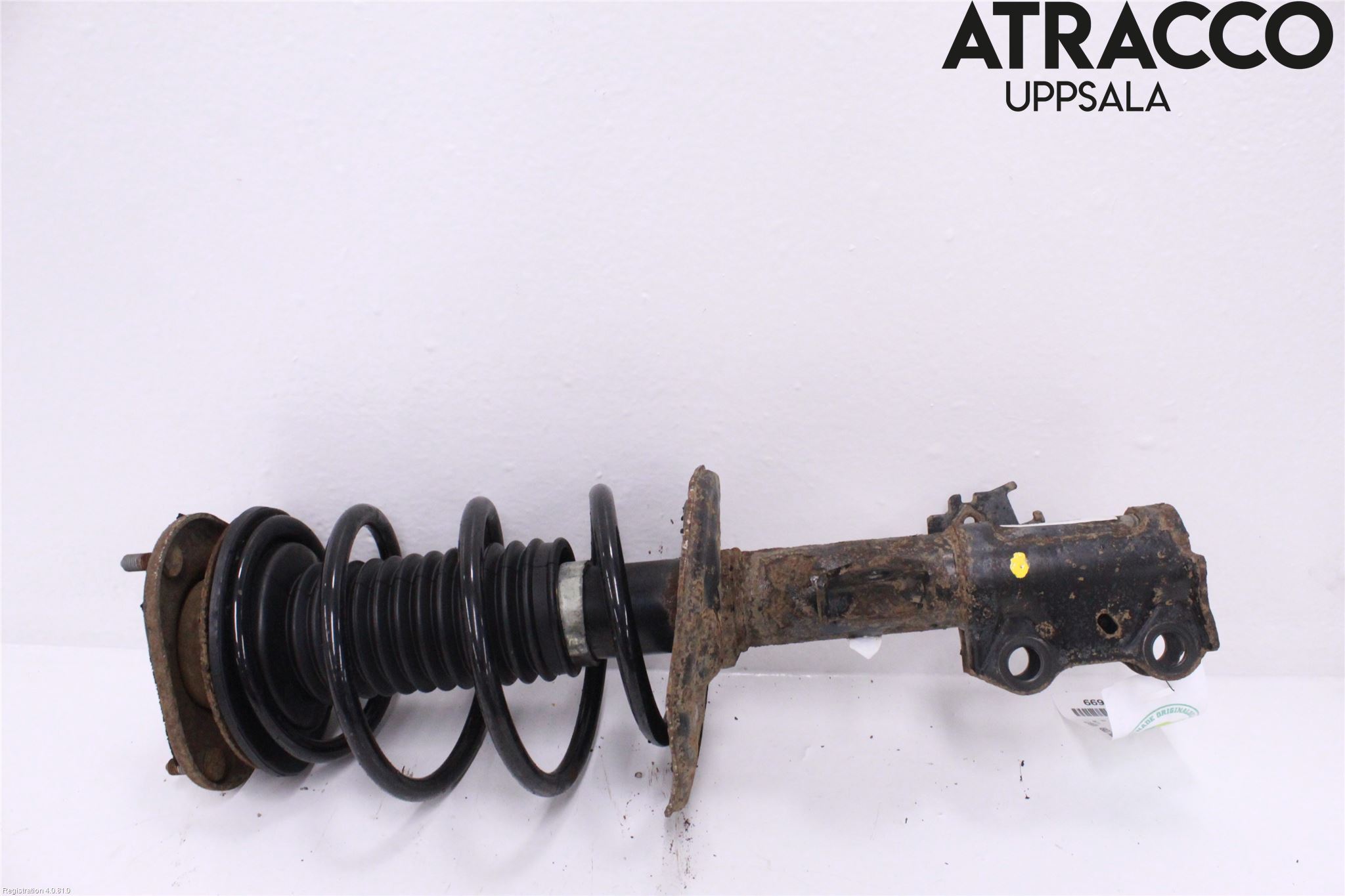 Toyota AURIS 10-12 Fjäderben Fram Höger