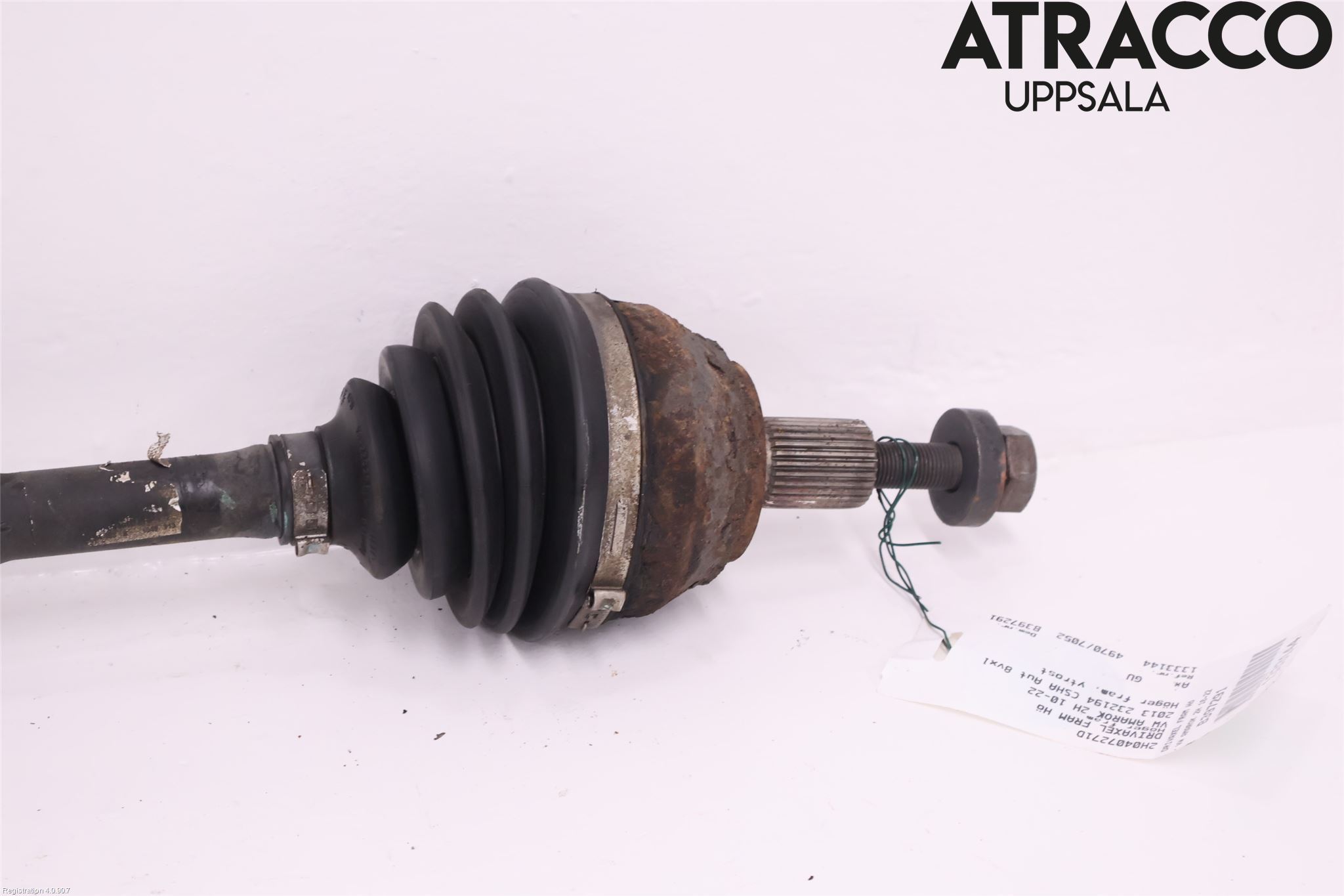 Volkswagen VW AMAROK 2H 10-22 Drivaxel Fram Höger