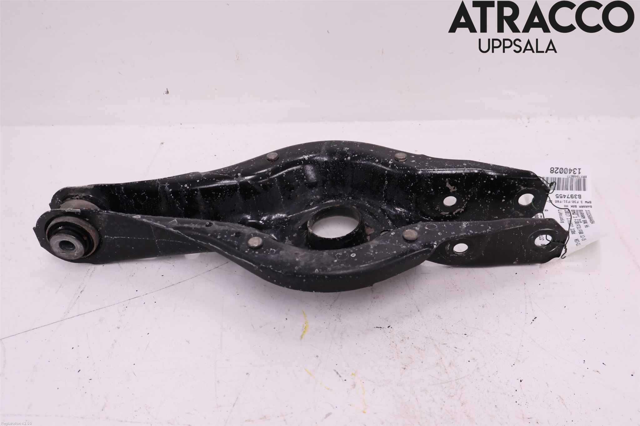 BMW 3 F30/F31/F80 12-19 Bärarm Bak Höger