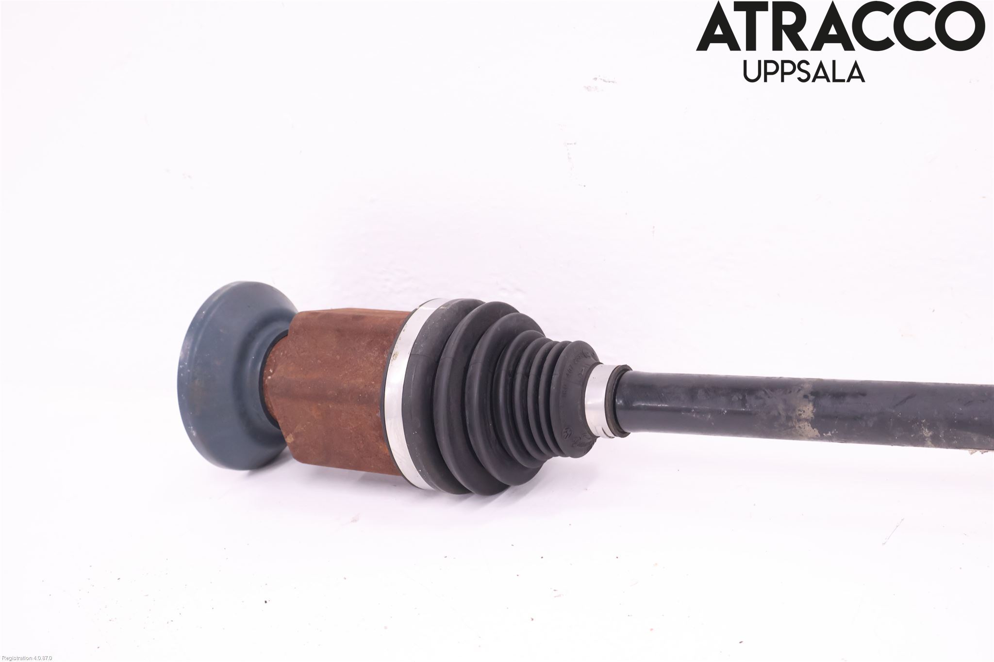 Volkswagen VW TIGUAN 16-24 Drivaxel Fram Höger