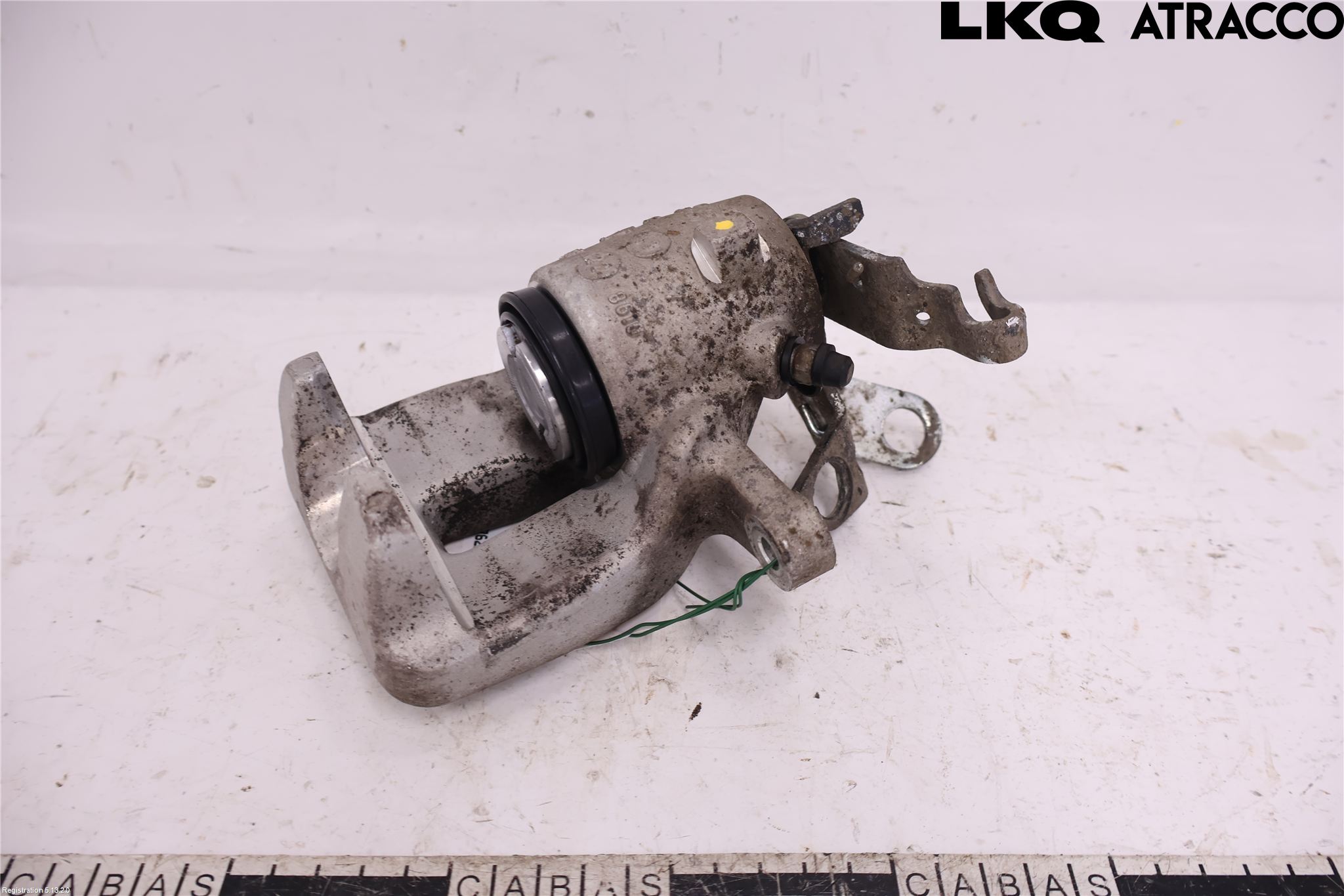 Volkswagen VW GOLF V 04-09 Bromsok Bak Höger