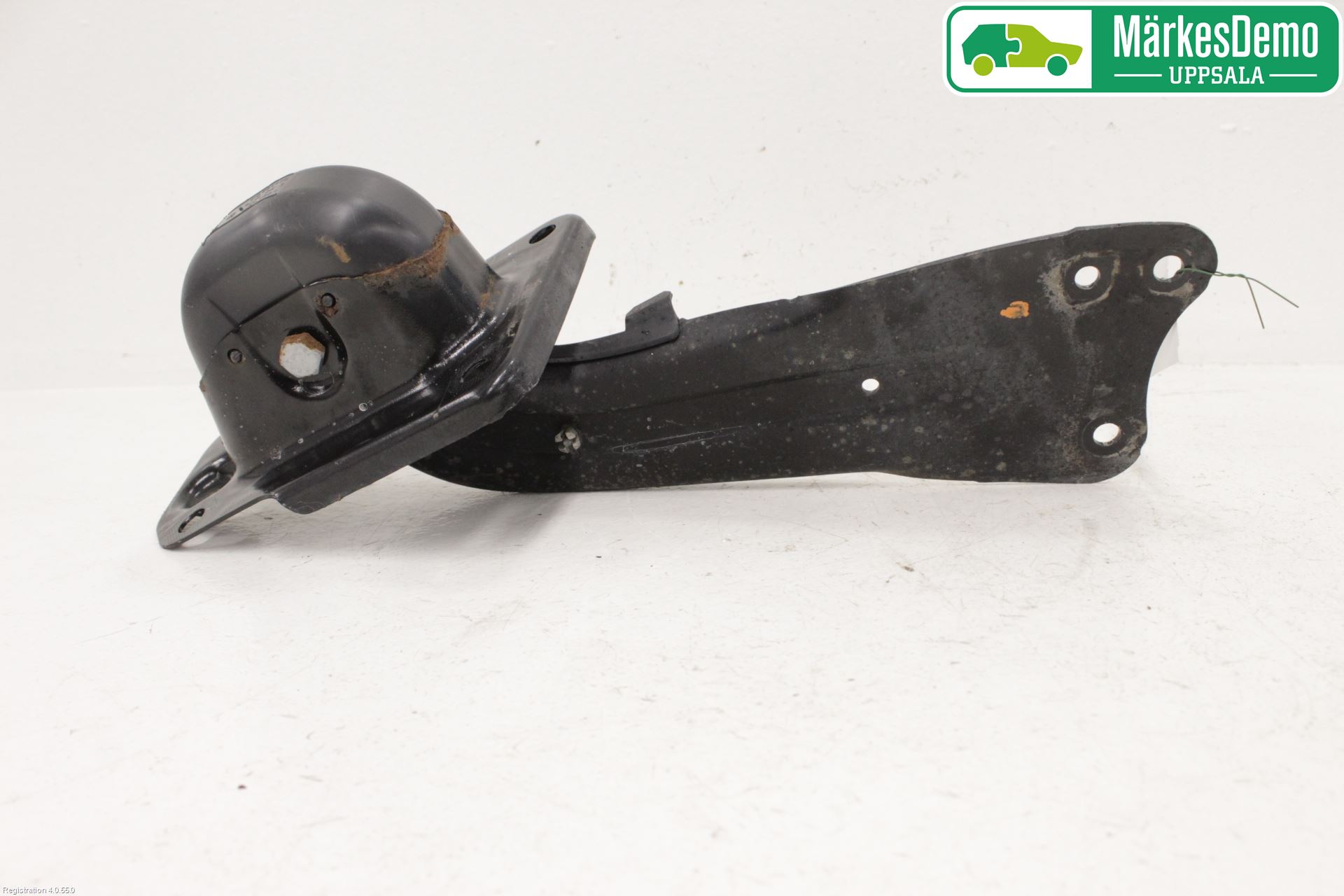 Volkswagen VW GOLF V 04-09 Bärarm Bak Vänster