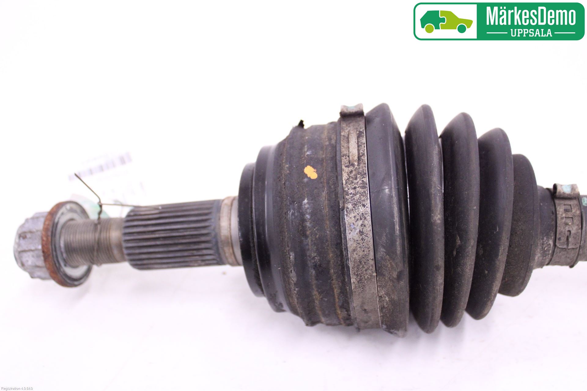 Volkswagen VW TOUAREG 7P 11-18 Drivaxel Fram Vänster