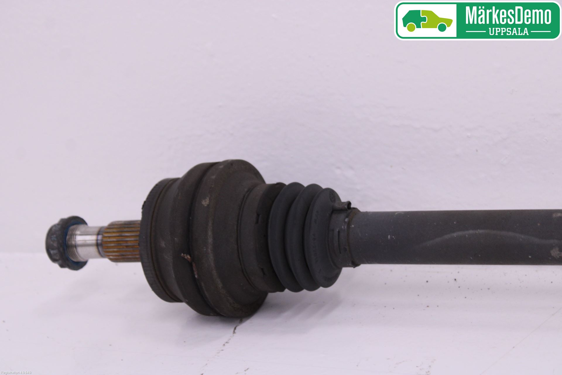 Mercedes-Benz MB CLS (C218/X218) 11-17 Drivaxel Bak Vänster