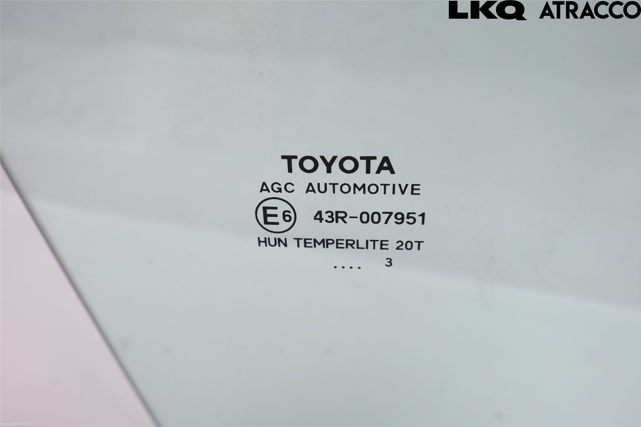 Toyota YARIS CROSS XP21 21- Dörruta Fram Höger