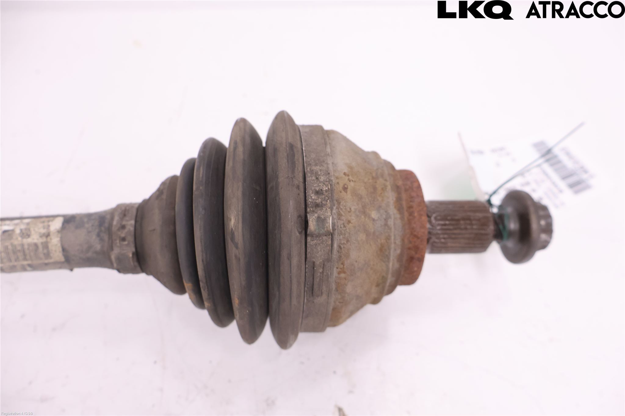 Volkswagen VW PASSAT 05-11 Drivaxel Fram Vänster