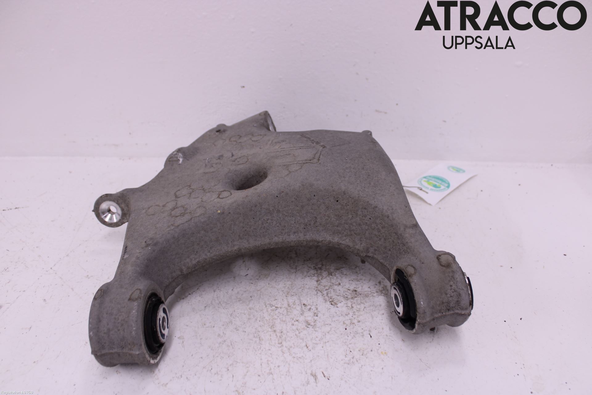 BMW 5 F10/F11/F18 09-17 Bärarm Bak Höger