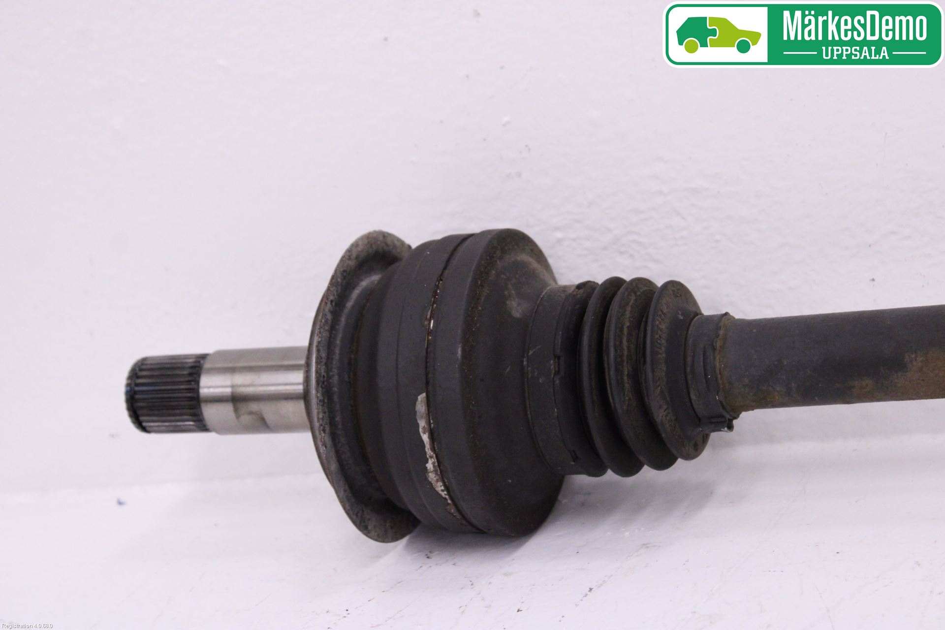 Mercedes-Benz MB E-KLASS (W211) 02-09 Drivaxel Bak Höger