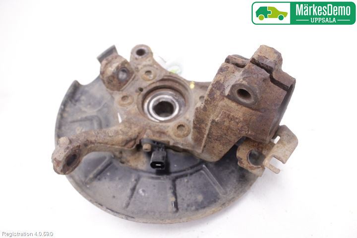 Volkswagen VW CADDY 11-15 Styrspindel Lagerhus Hö