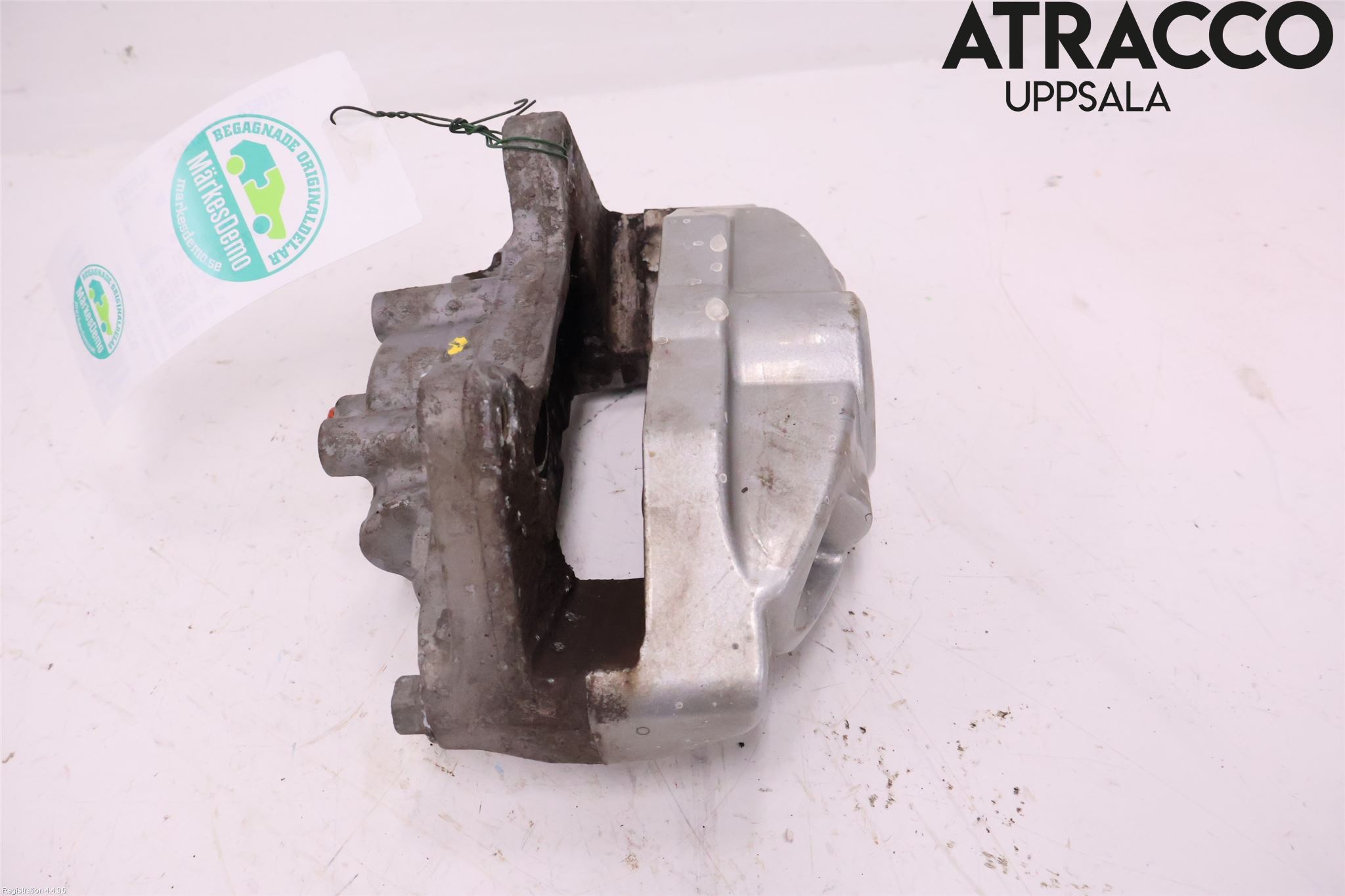 Infiniti FX35/FX45 Bromsok Bak Höger