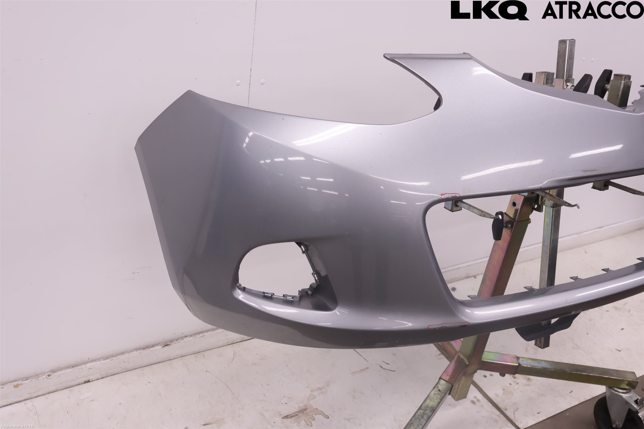 Mazda 2 (DE) 08-15 Stötfångarbeklädnad Fram