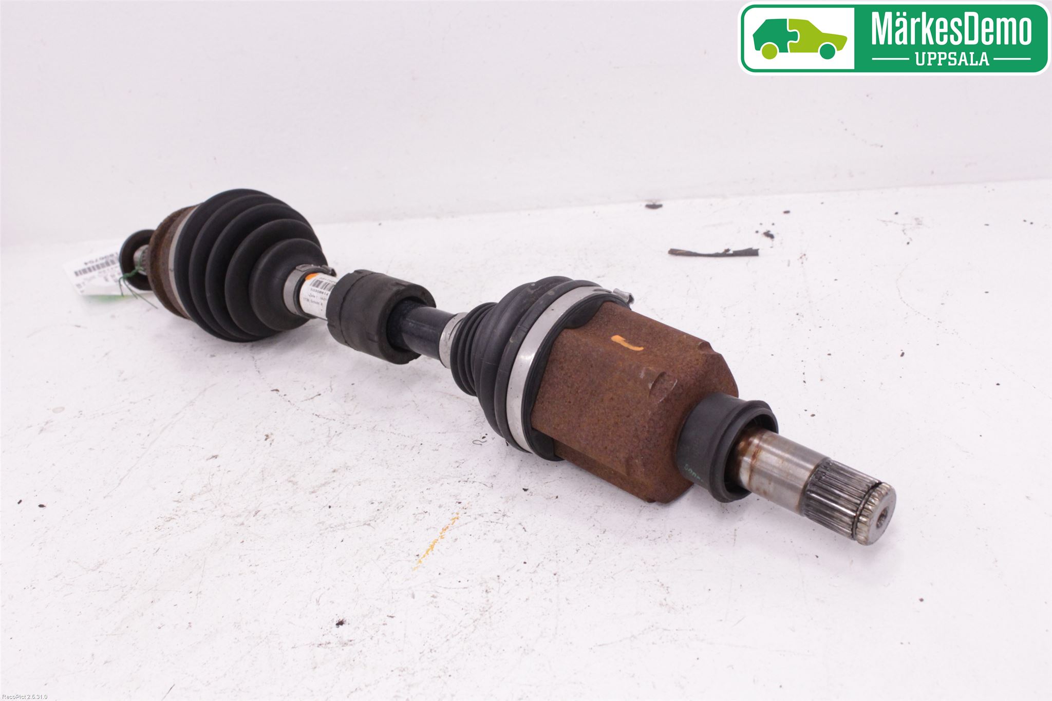 Opel INSIGNIA 09-16 Drivaxel Fram Höger