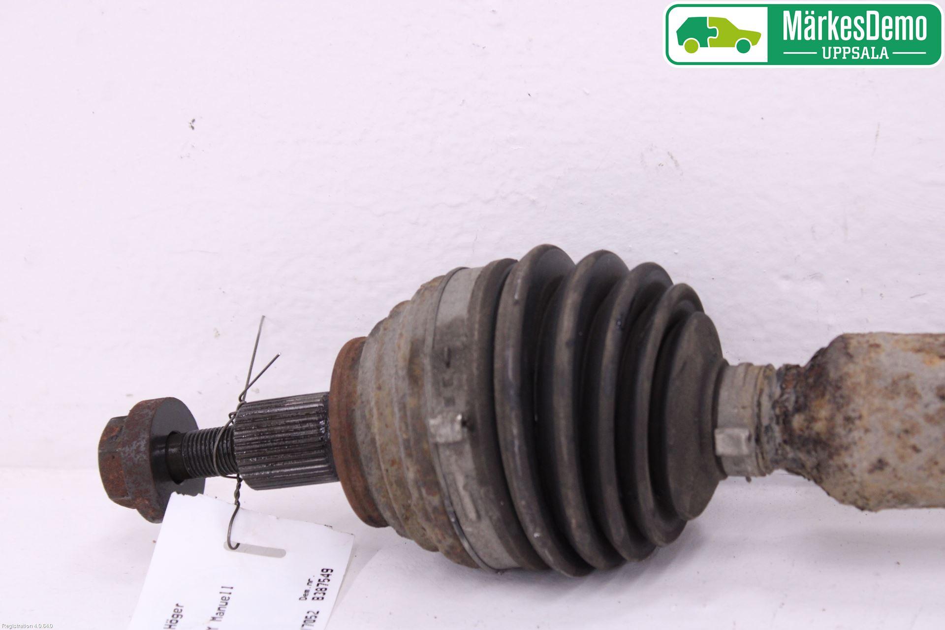 Volkswagen VW EOS  06-10 Drivaxel Fram Höger