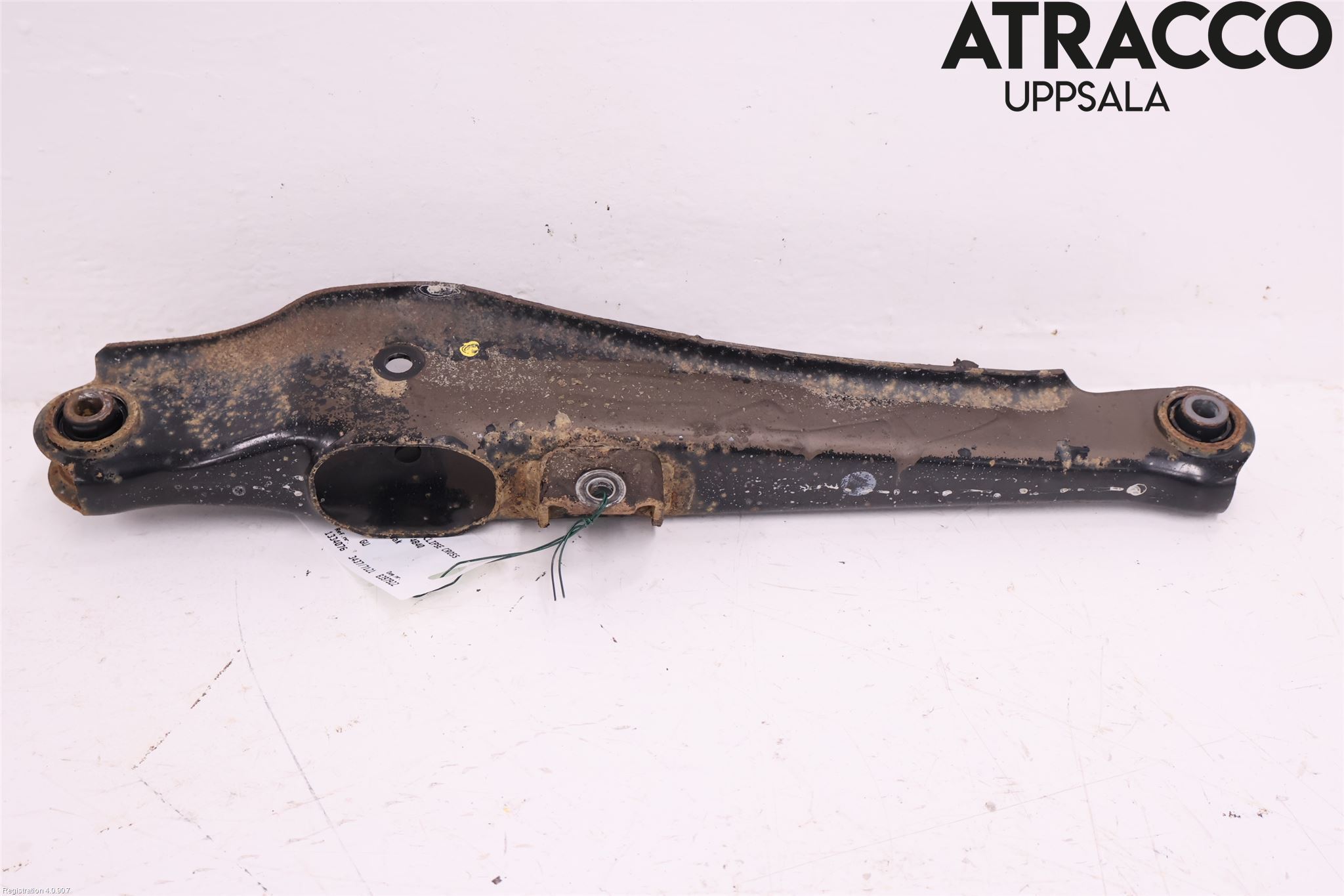 Mitsubishi ECLIPS CROSS Bärarm Bak Vänster