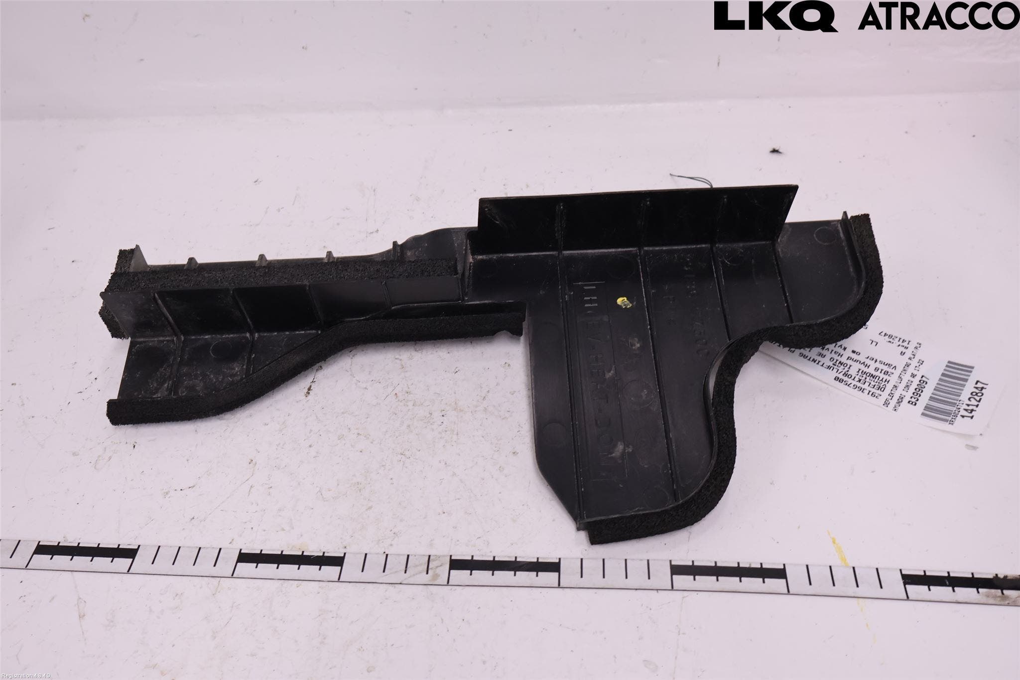 Hyundai IONIQ AE 17-22 Deflektor Plåt-Plast Kylning