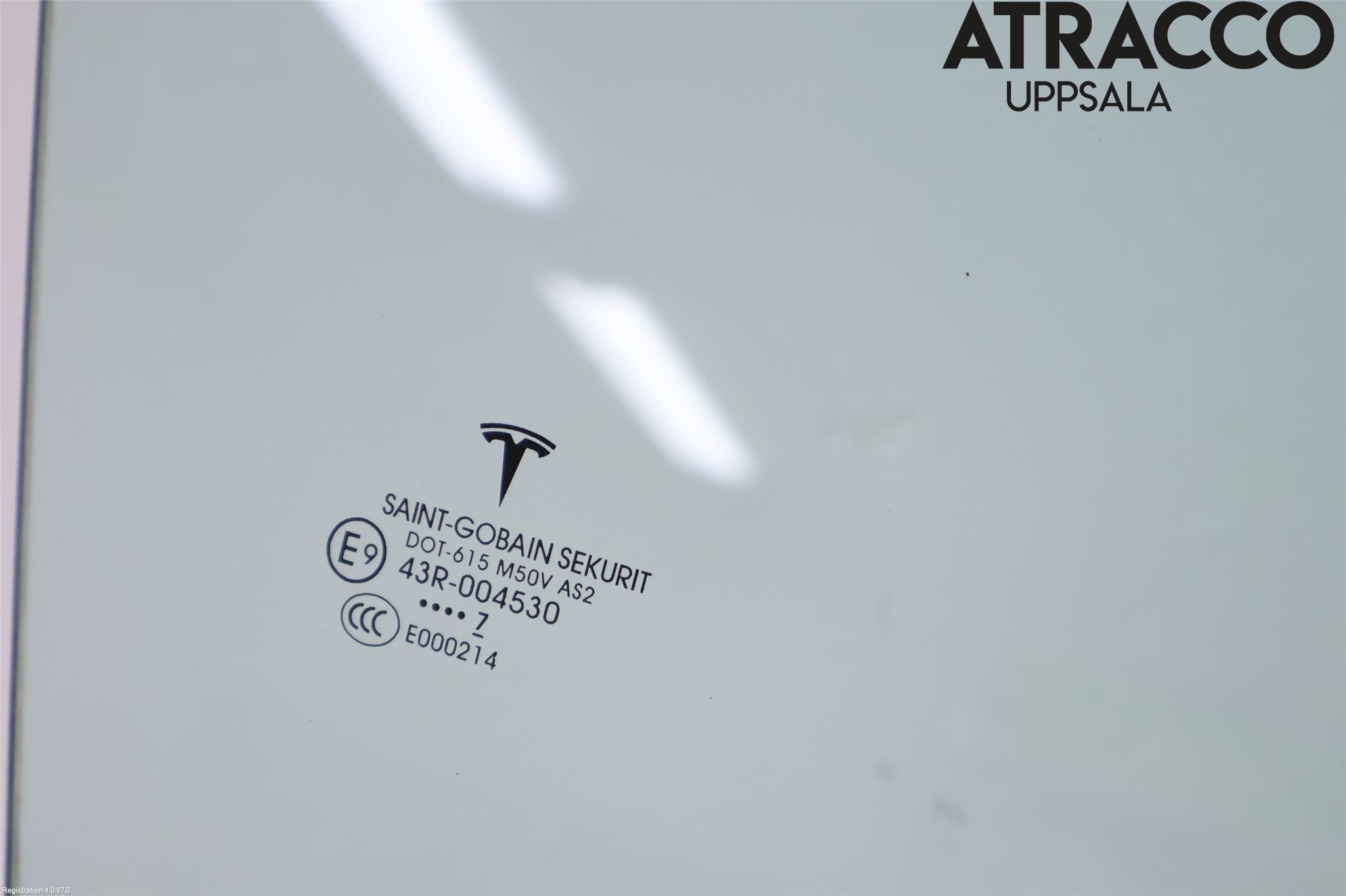 Tesla MODEL X 16- Dörruta Fram Höger