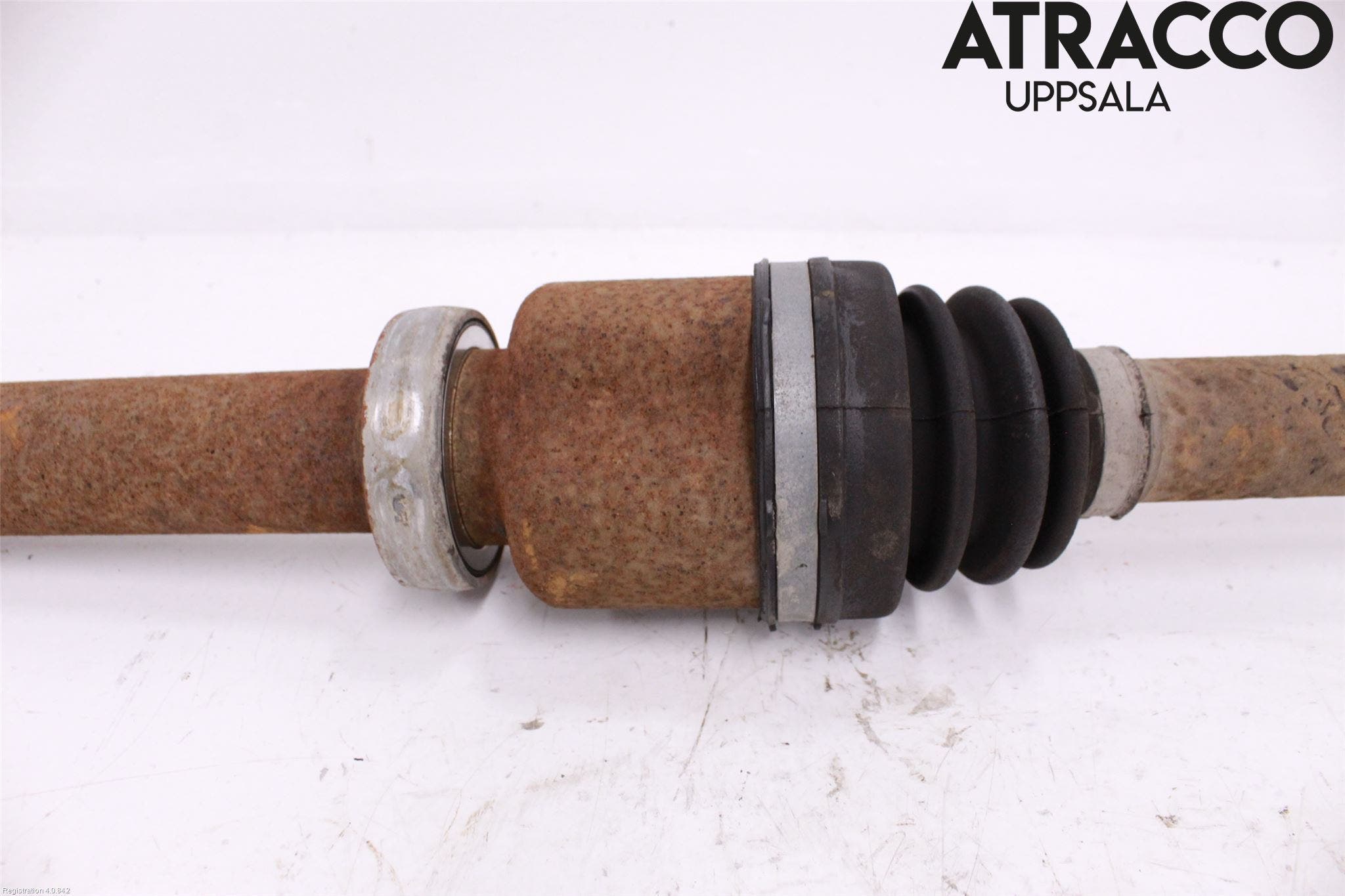 Ford FOCUS 08-11 Drivaxel Fram Höger