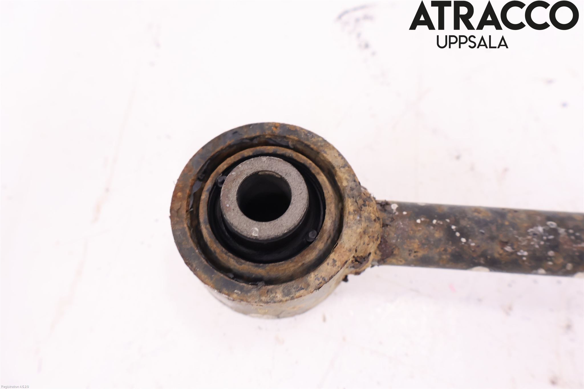 Toyota RAV4 19- Bärarm Bak Vänster