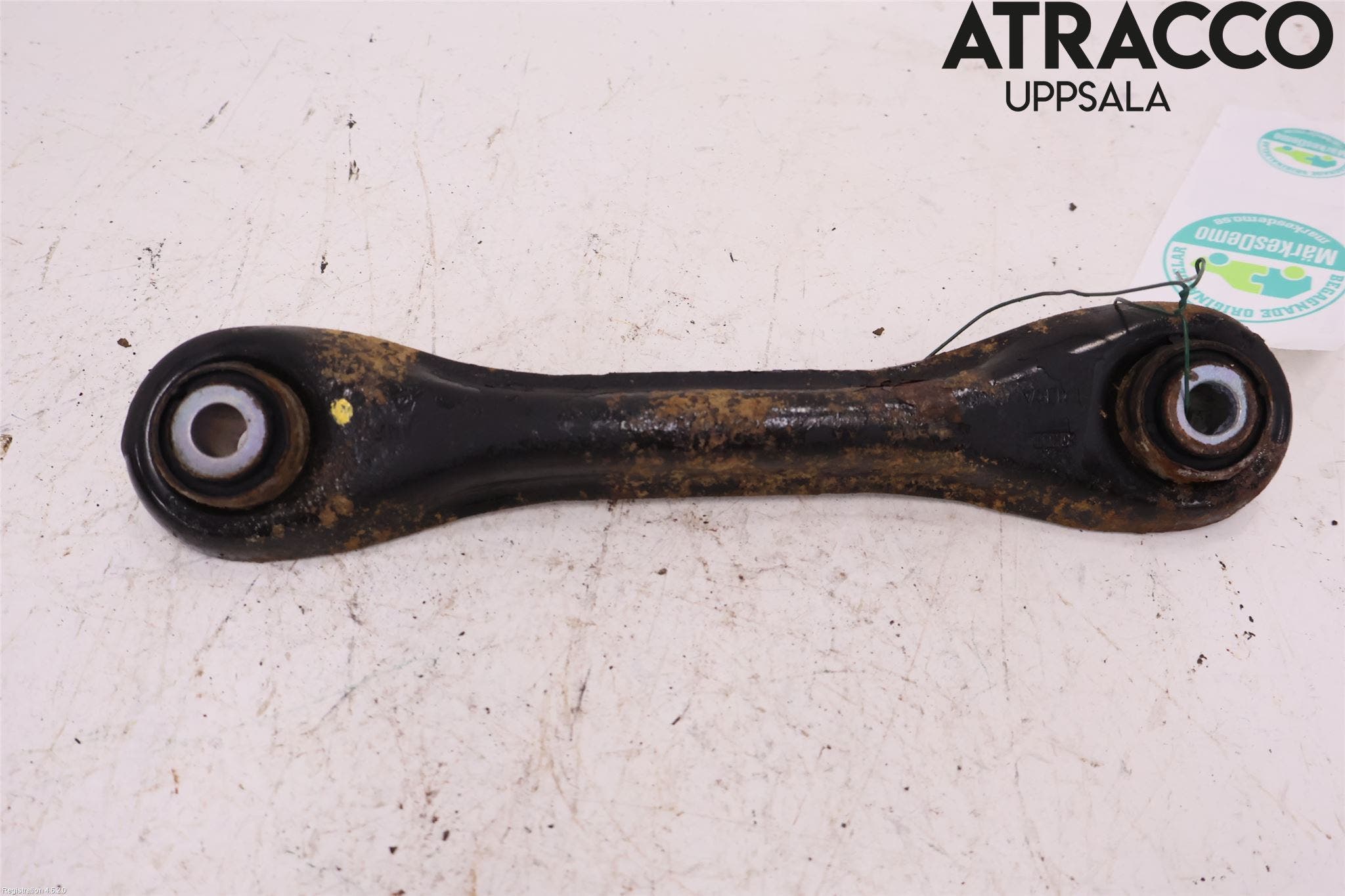 Volvo V40 12-19 Bärarm Bak Höger