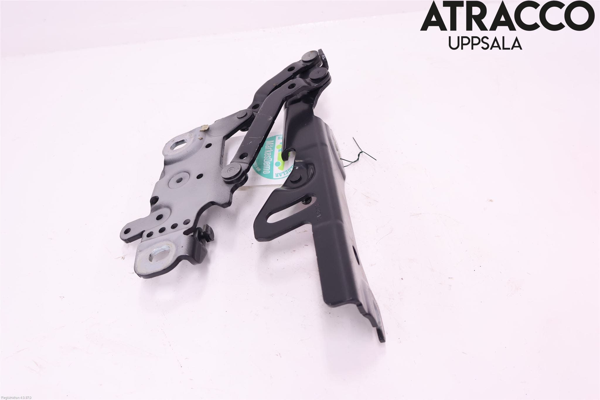 BMW 1 F20/F21 11-19 Huvgångjärn