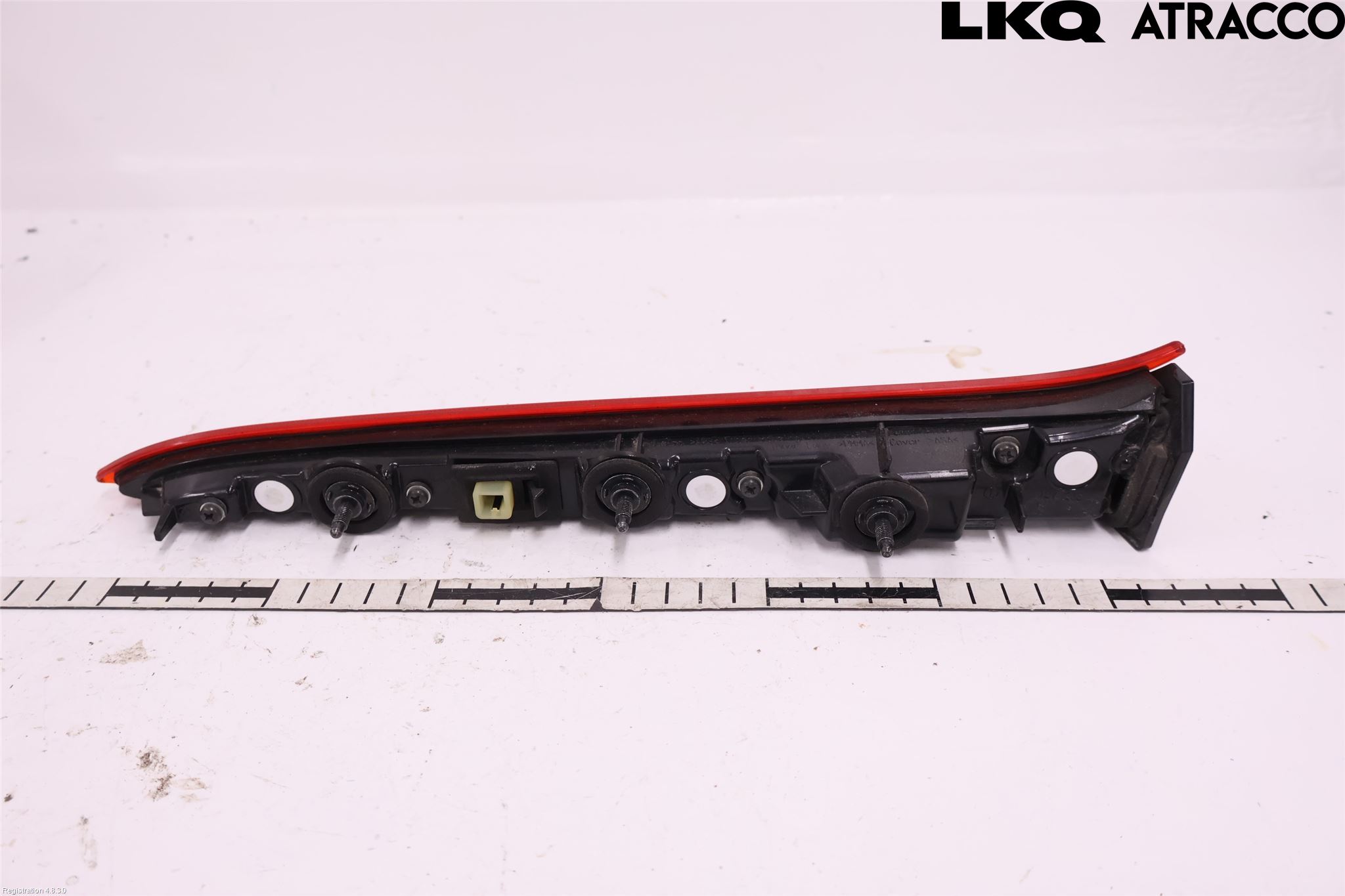 Toyota PRIUS (ZVW50) 16-21 Bakljus Lucka Vä