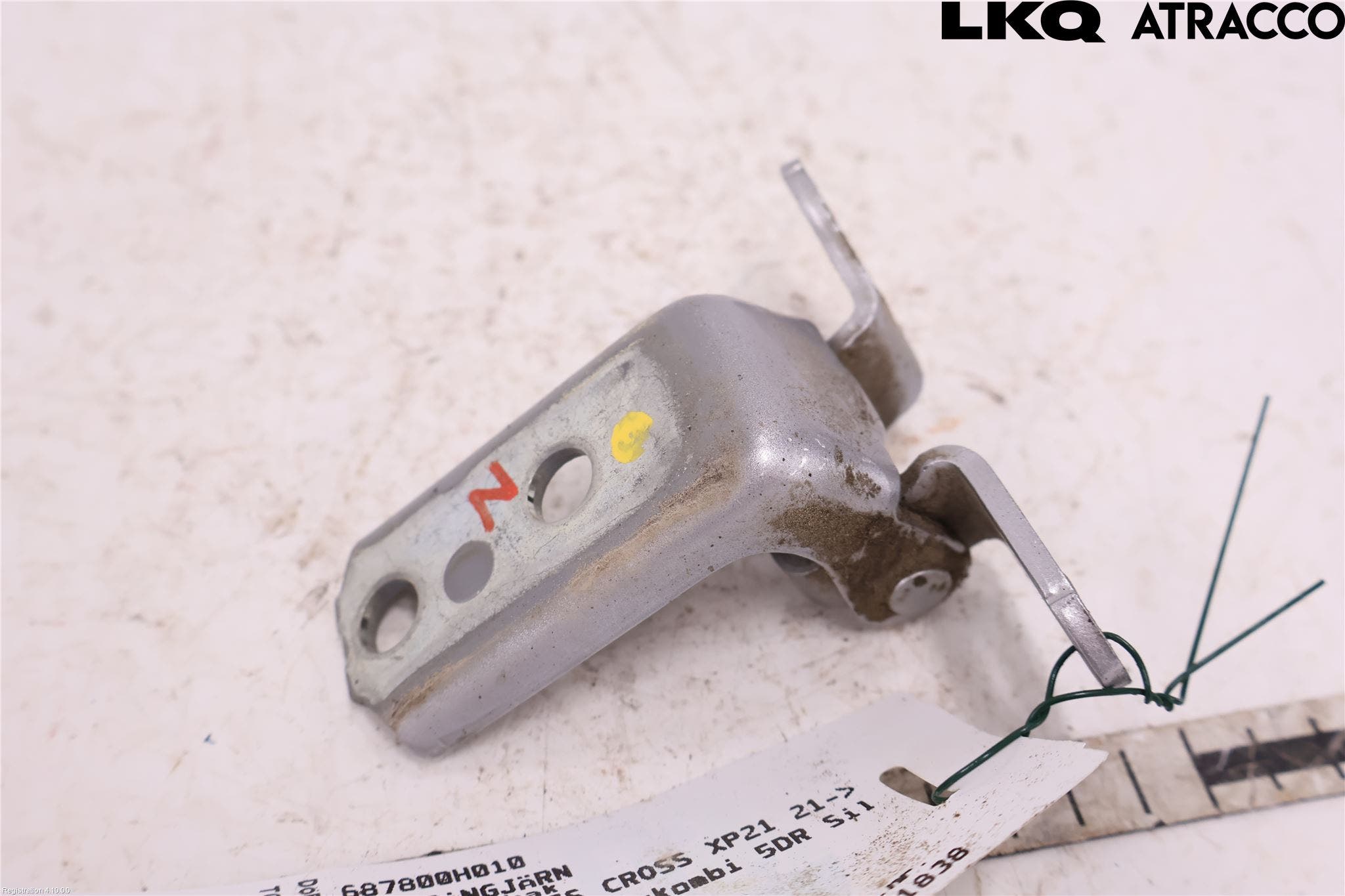 Toyota YARIS CROSS XP21 21- Dörrgångjärn