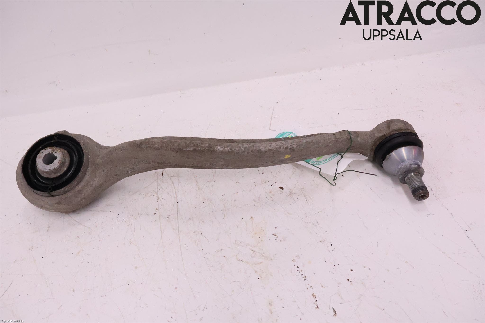 Mercedes-Benz MB C-KLASS (W205) 14-21 Bärarm Fram Undre Vä