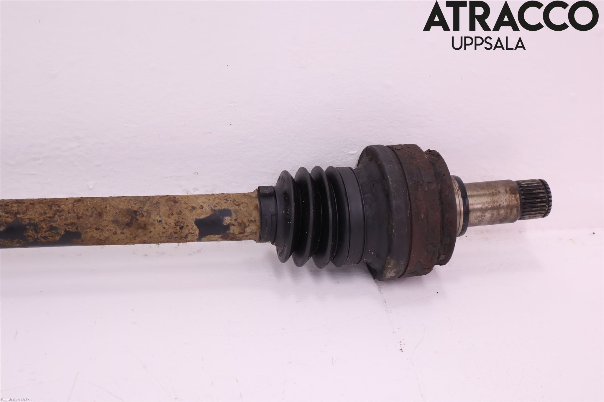 Mercedes-Benz MB C (203) 00-07 Drivaxel Bak Vänster