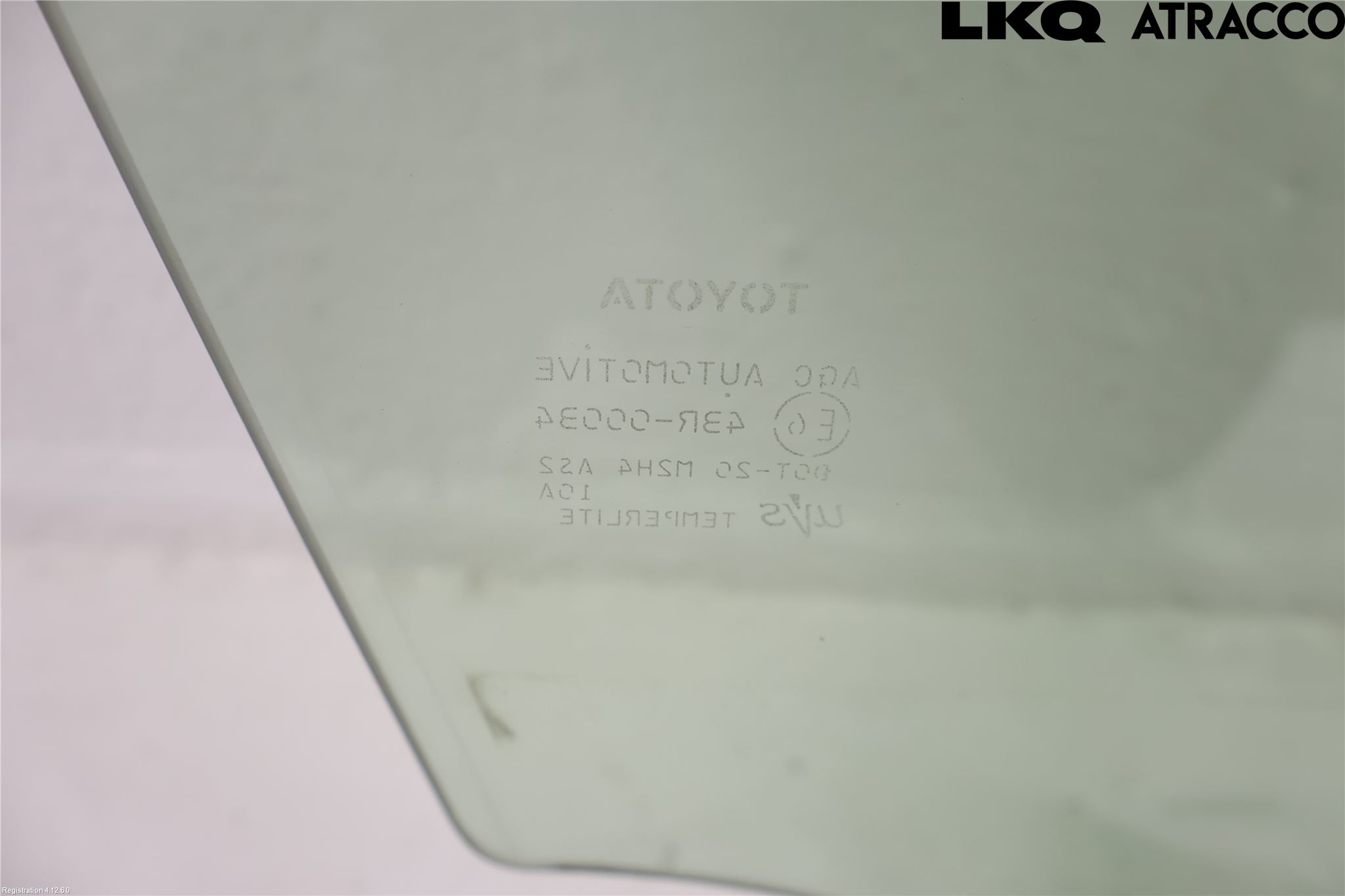 Toyota RAV4 13-18 Dörruta Fram Höger