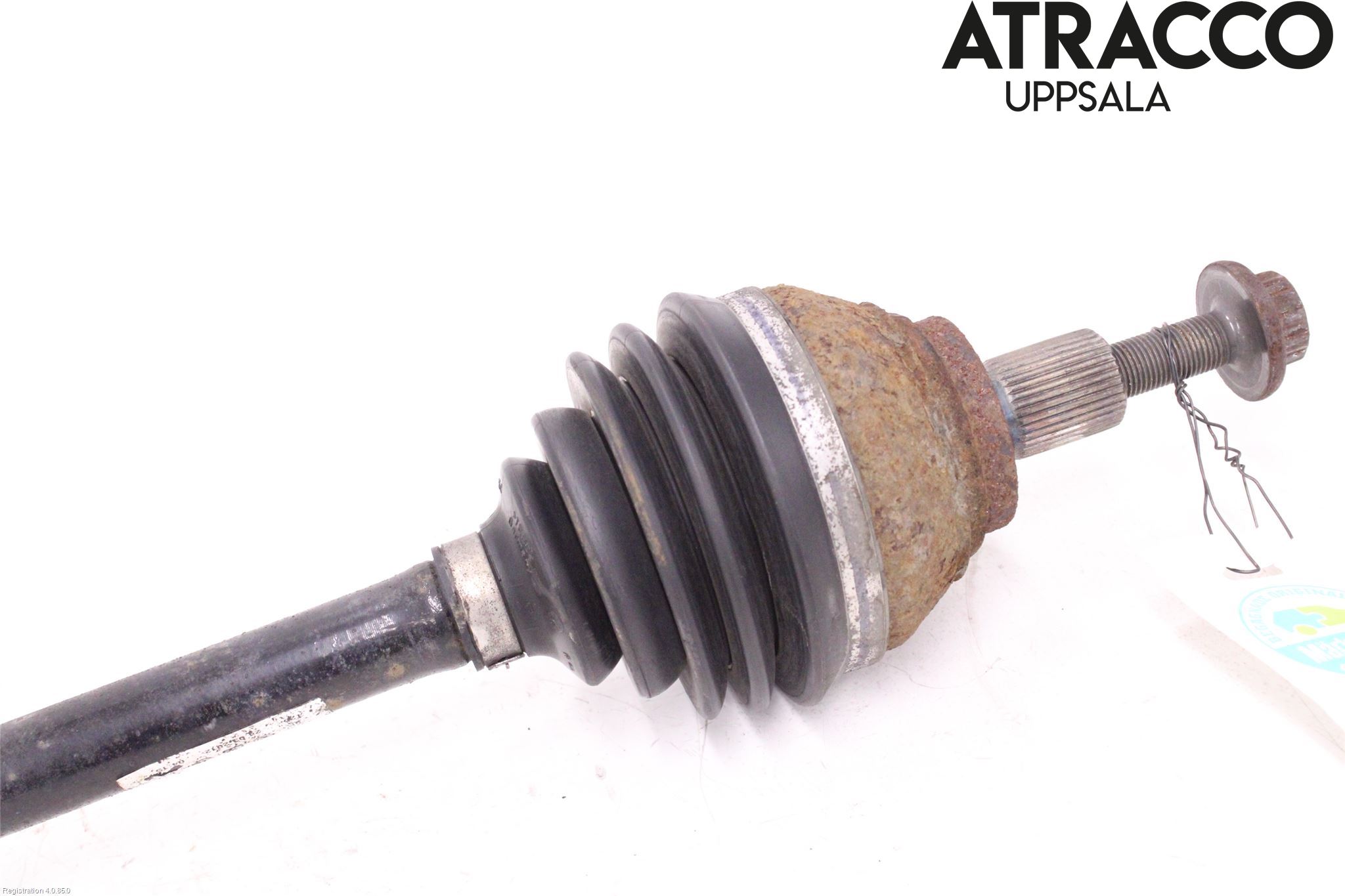 Volkswagen VW PASSAT 11-14 Drivaxel Fram Höger