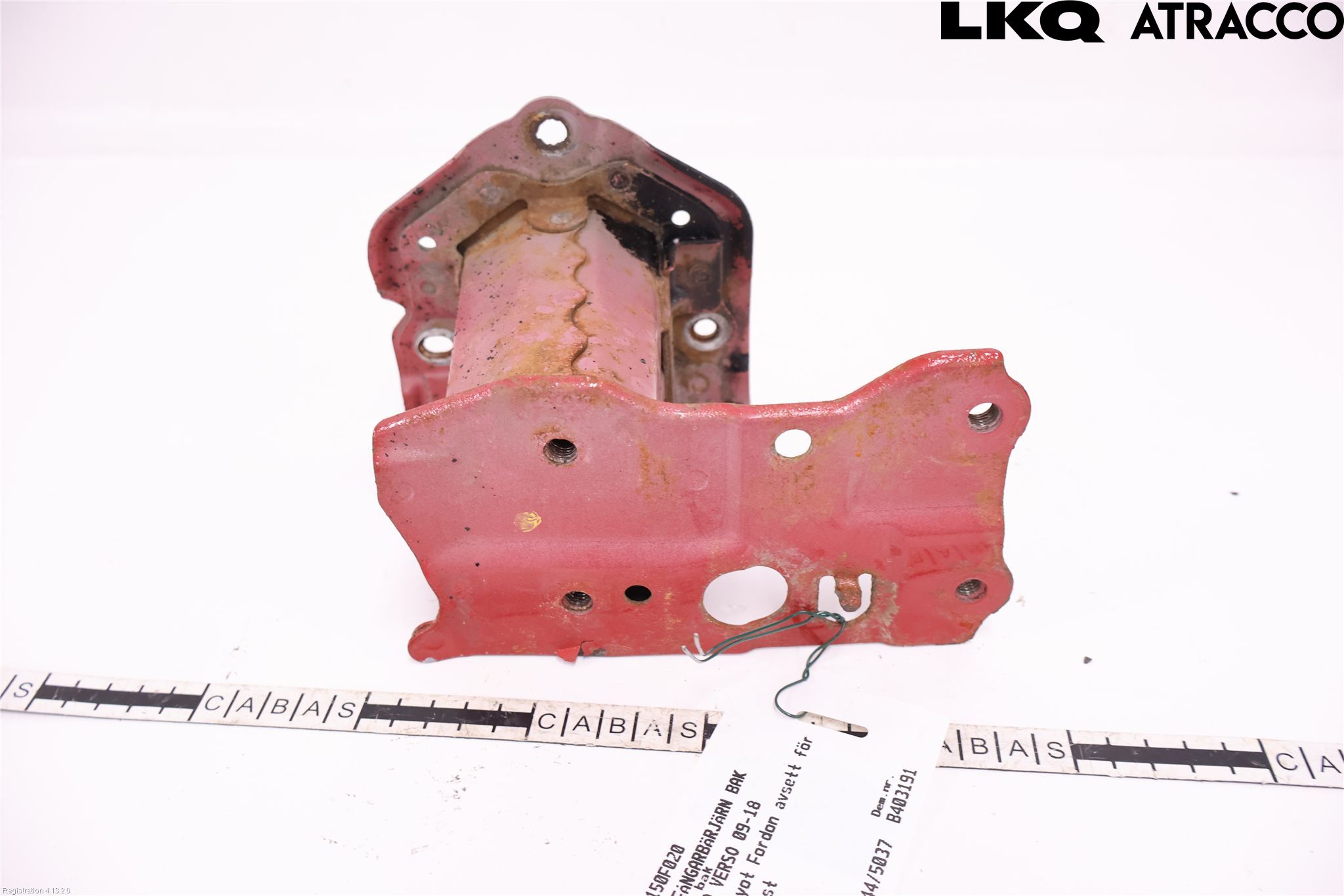 Toyota VERSO 09-18 Stötfångarbärjärn Bak