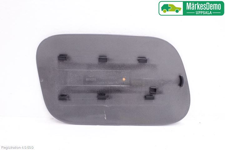 Volkswagen VW TOUAREG 7P 11-18 Tanklucka